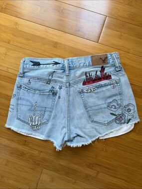 AEO High Rise Embroidered Festival Denim Shorts Vintage Y2K Size 00